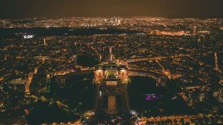Chris Mitchell organisateur Paris – Rooftop et soirées