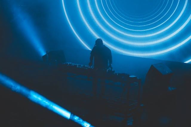 Best Rooftop Party Nouvel An Paris : réveillon sur les toits Best Rooftop Party Nouvel An Paris : réveillon sur les toits